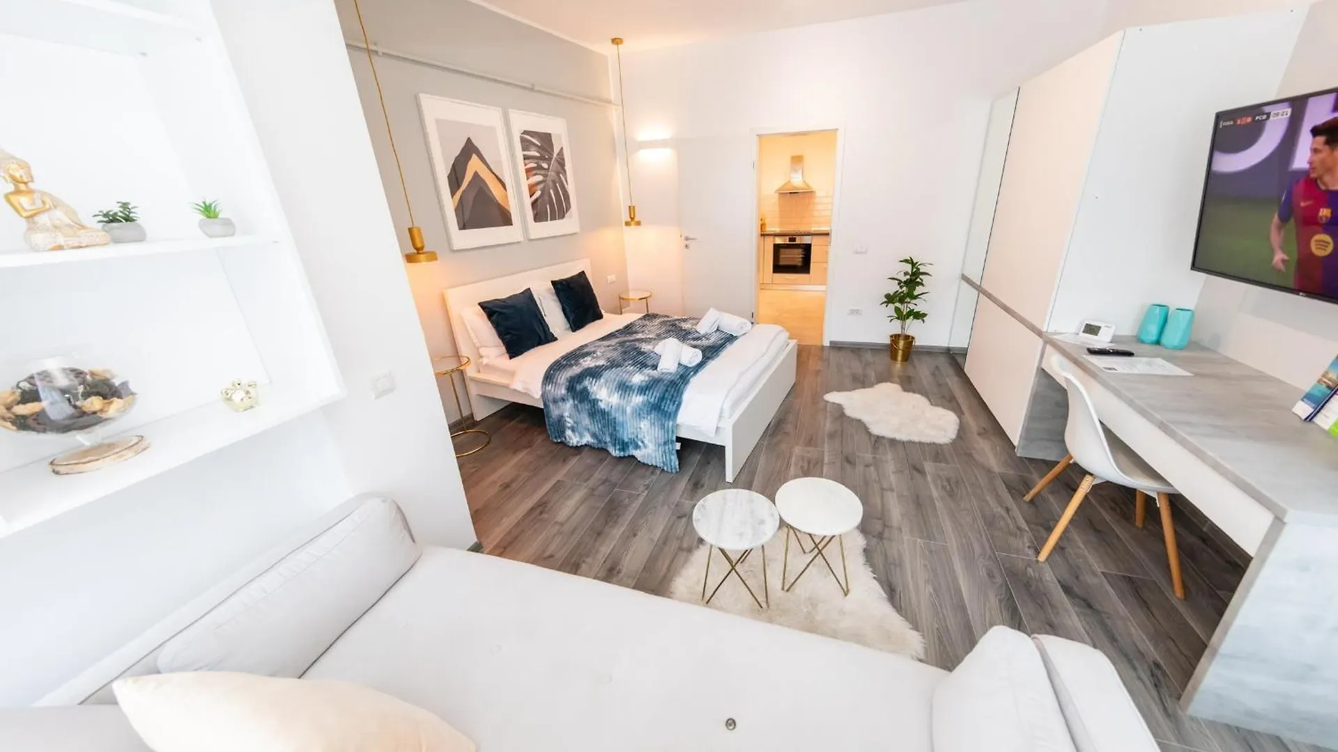 Apartment Bloom Ultracentral Studio Bucharest Romania