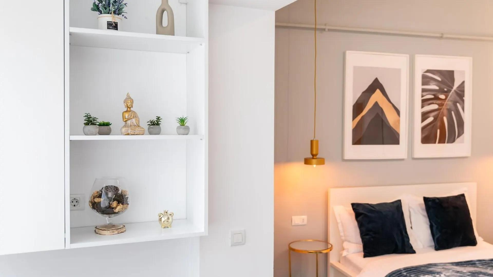 Bloom Ultracentral Studio Bucharest Apartment